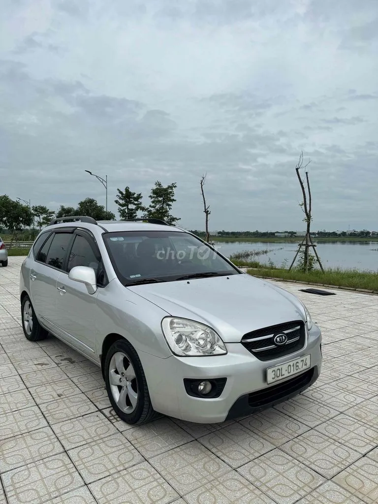 Kia Carens 2008 photo 2