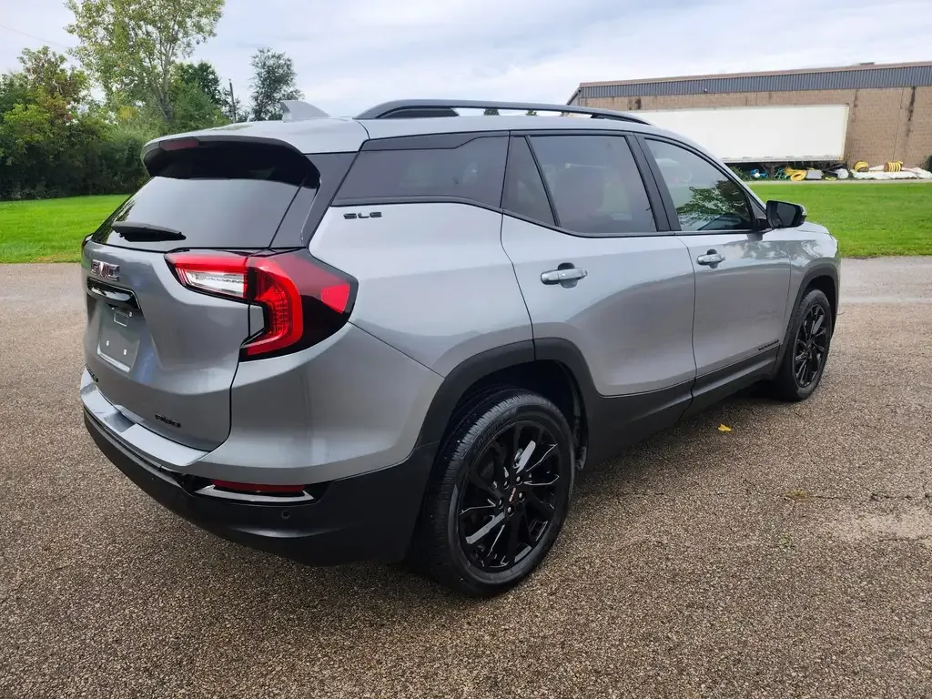 GMC Terrain 2024 photo 5