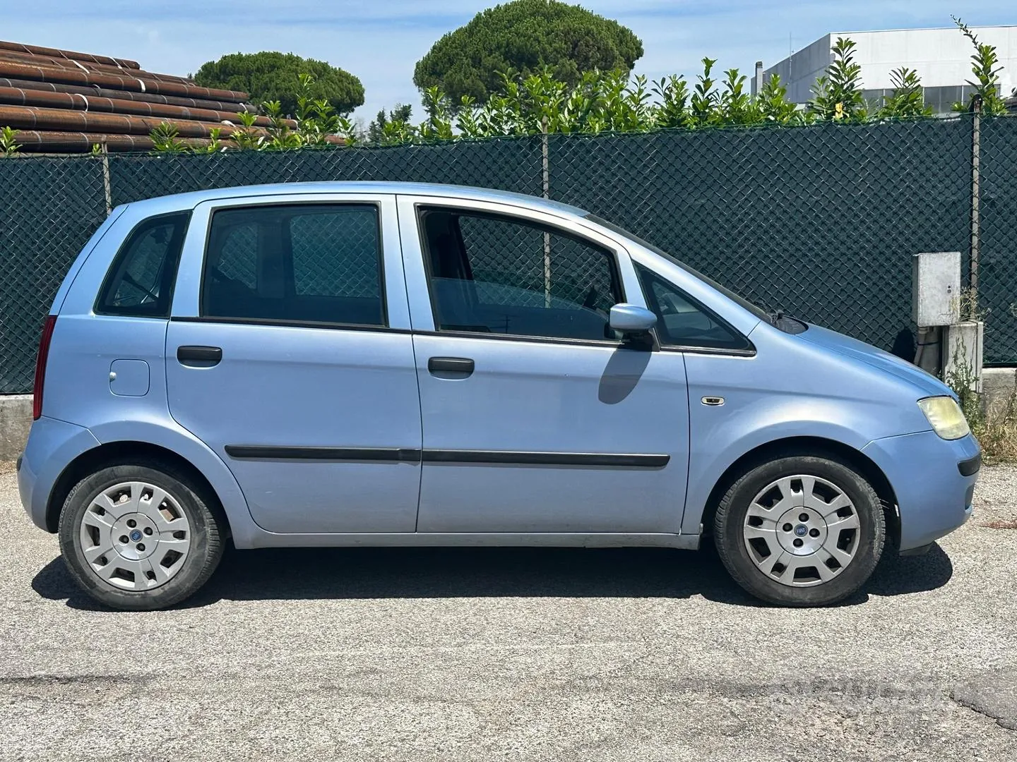 Fiat Idea 2006 photo 2