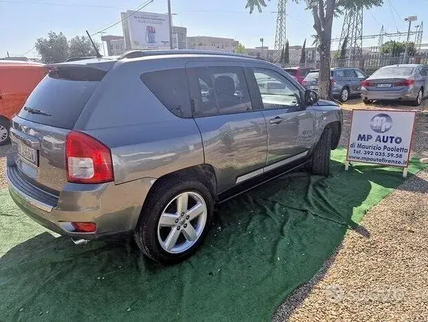 Jeep Compass 2012 photo 4