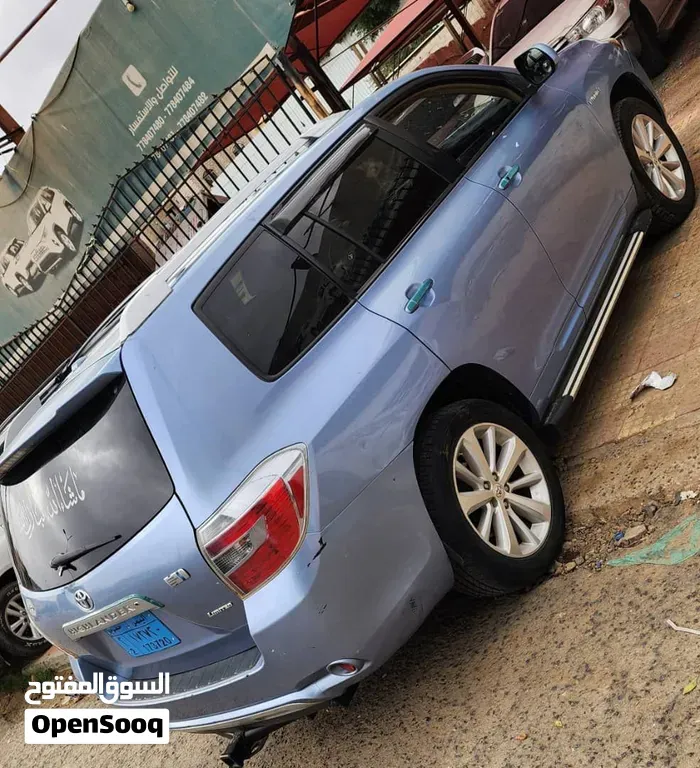 Toyota Highlander 2010 photo 2