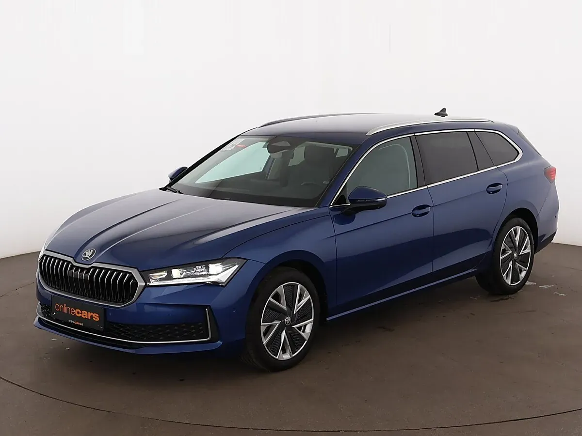 Skoda Superb 2025 photo 2