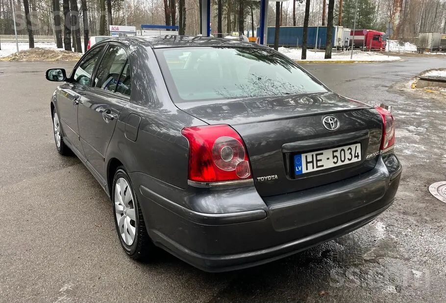 Toyota Avensis 2006 photo 3