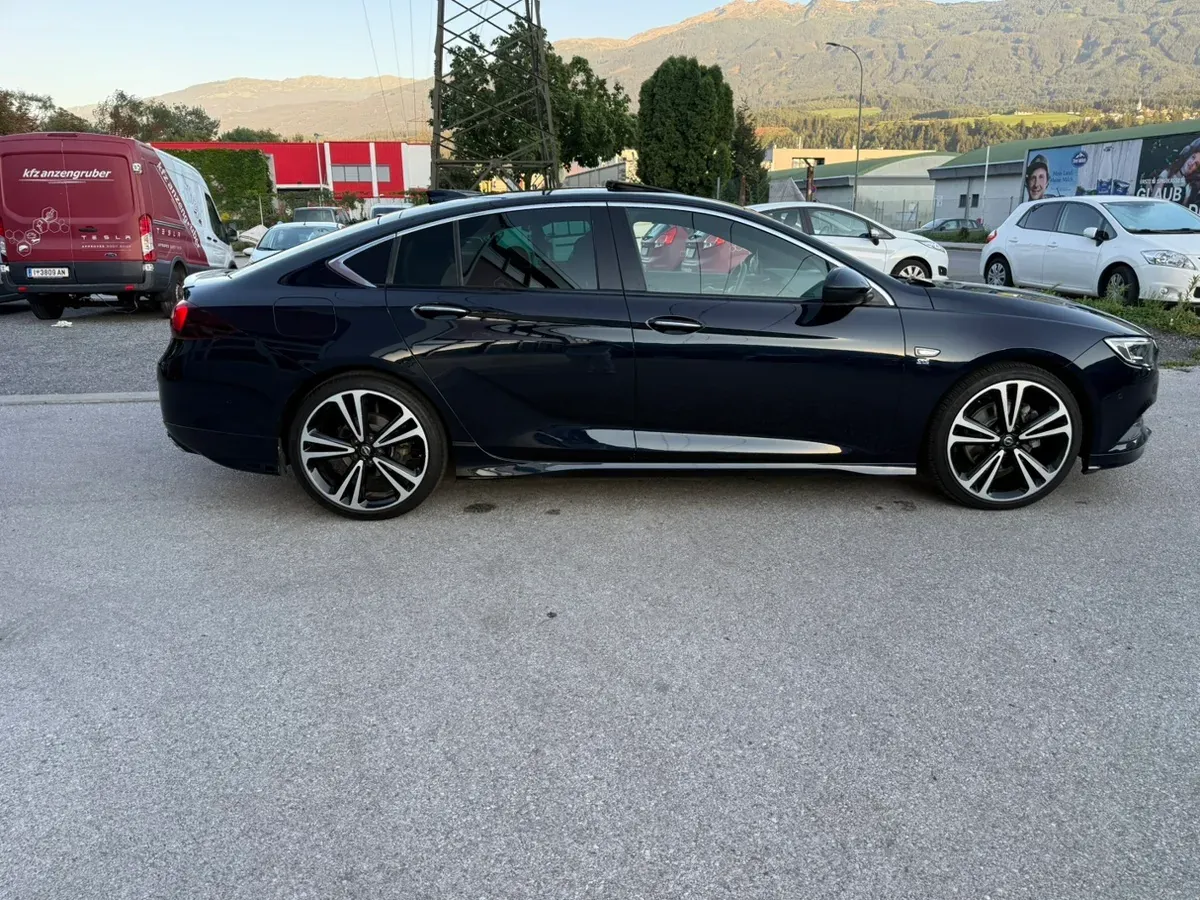 Opel Insignia 2019 photo 2