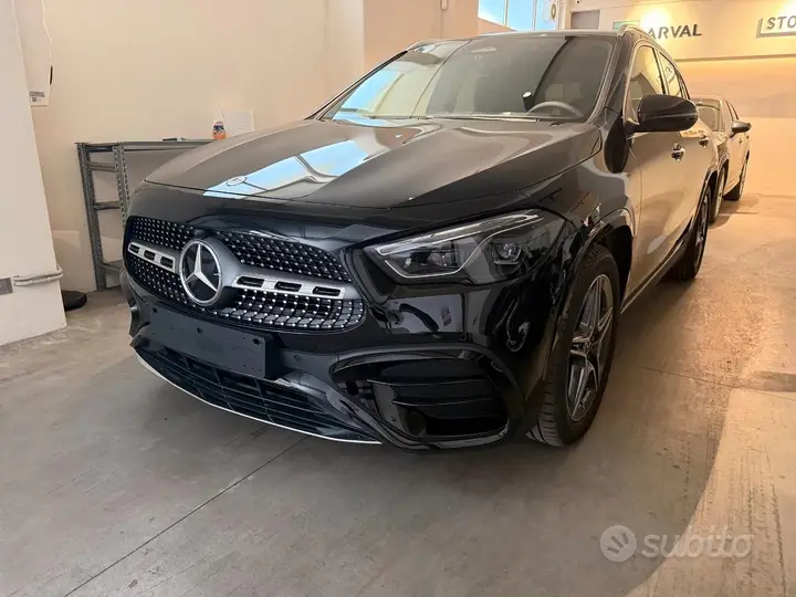 Mercedes-Benz Gla 2023 photo 2