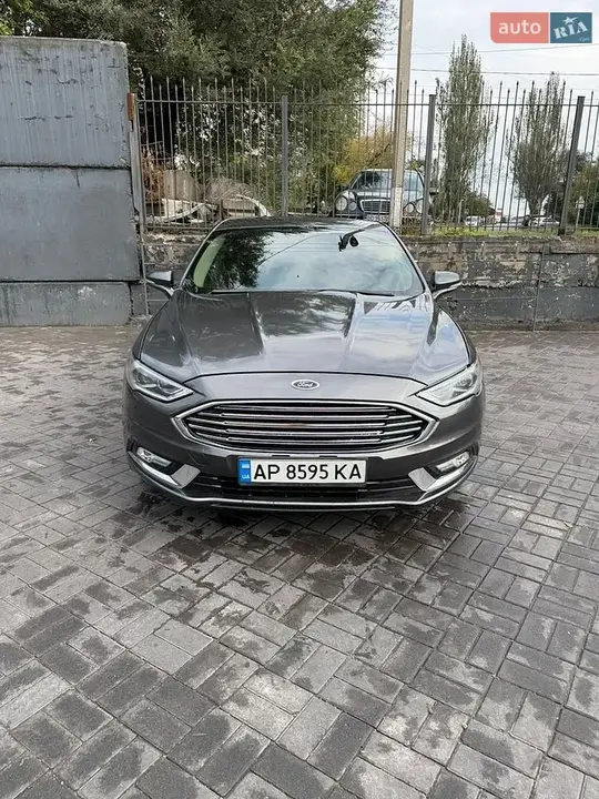 Ford Fusion 2017 photo 2