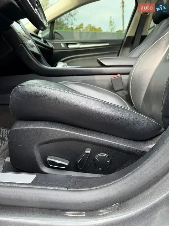 Ford Fusion 2017 photo 5