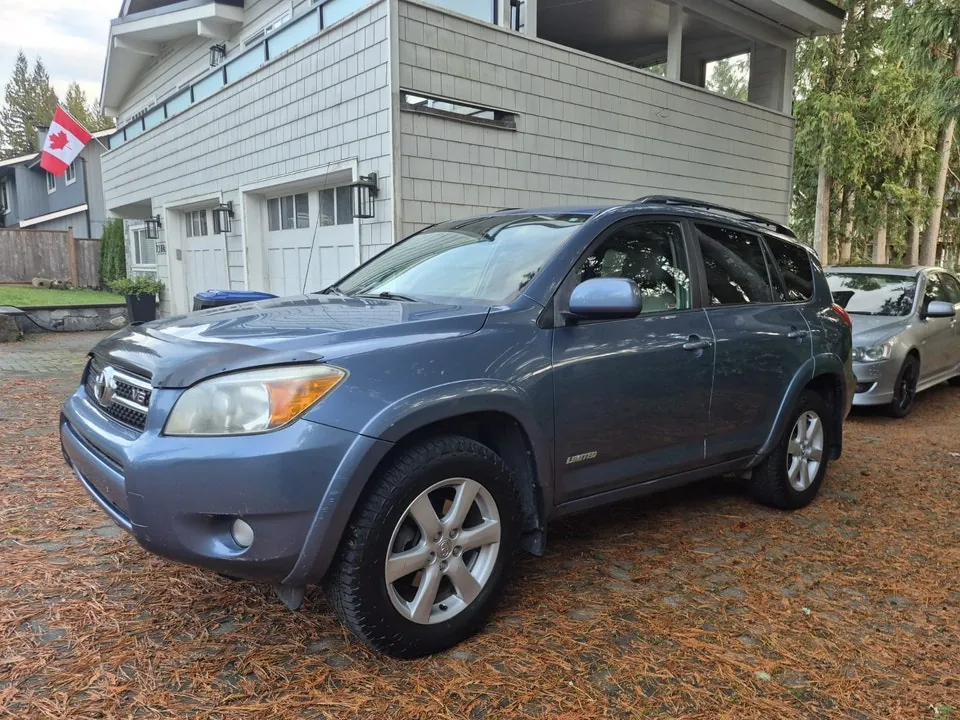 Toyota Rav4 2007 photo 3