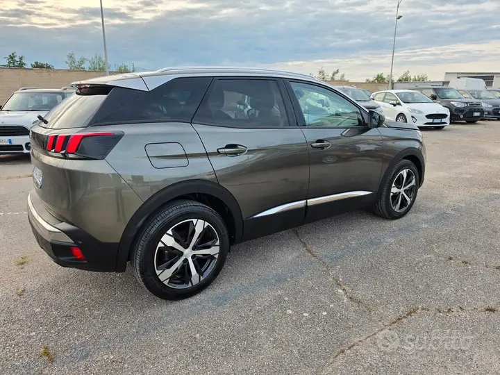 Peugeot 3008 2018 photo 4