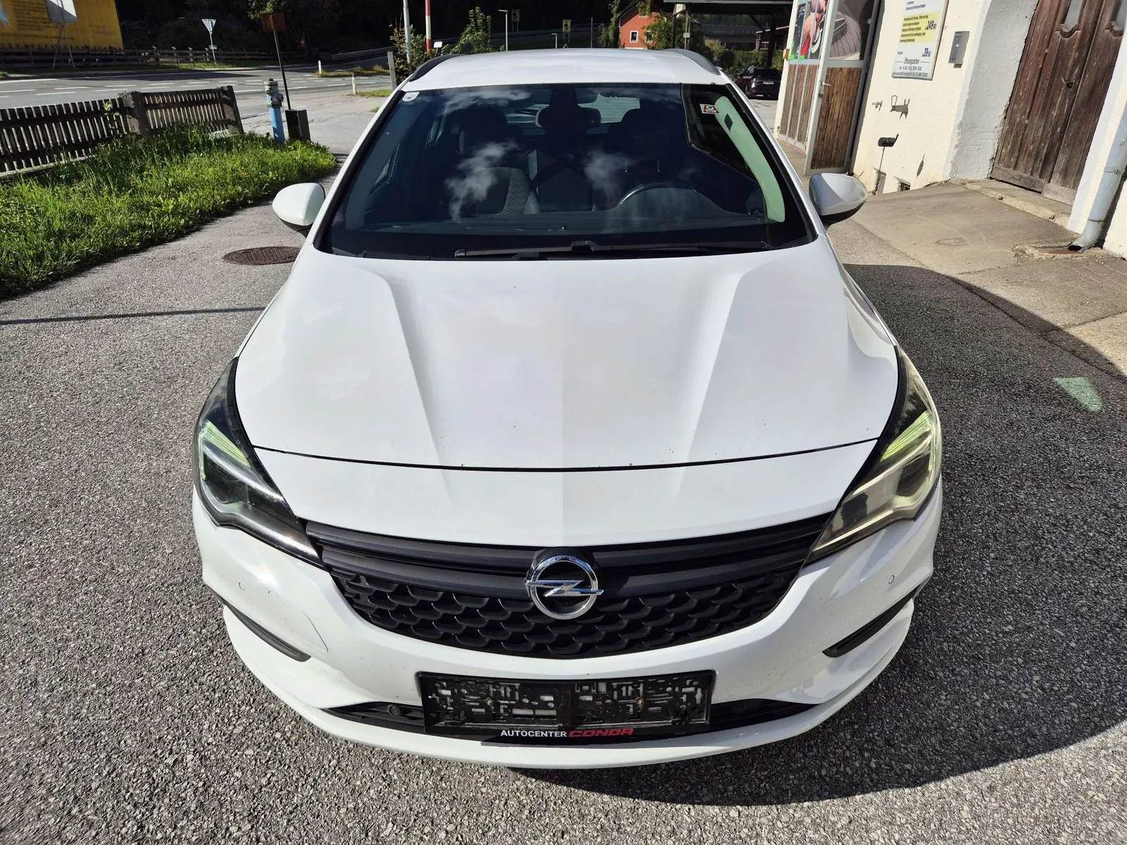 Opel Astra 2016 photo 2