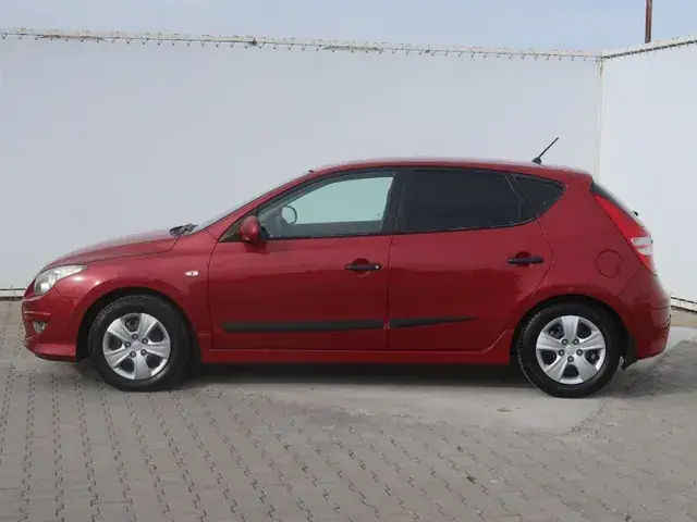 Hyundai I30 2012 photo 2