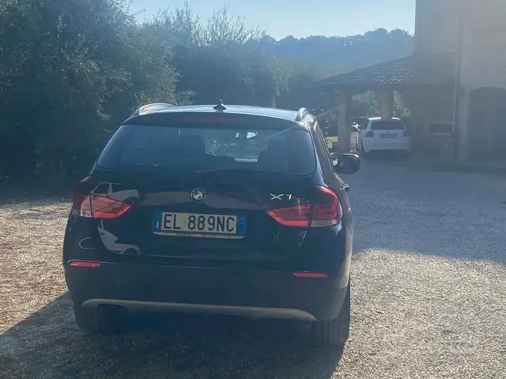 BMW X1 2012 photo 3