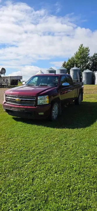 Chevrolet Silverado 1500 2013 photo 3