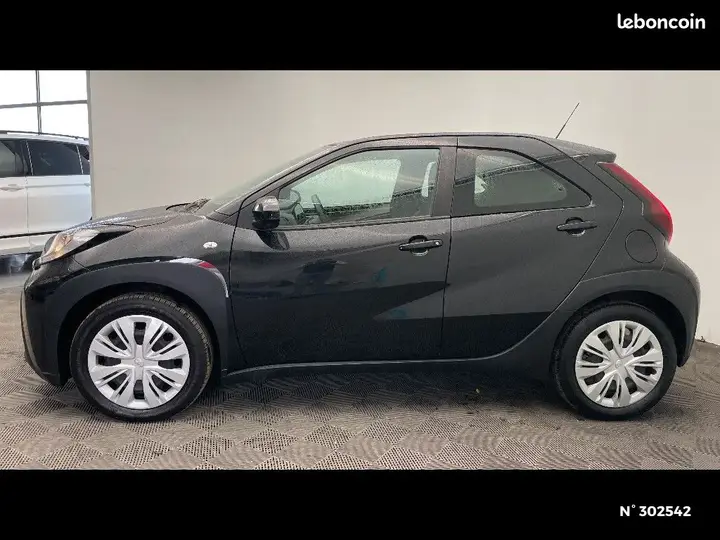Toyota Aygo X 2025 photo 2