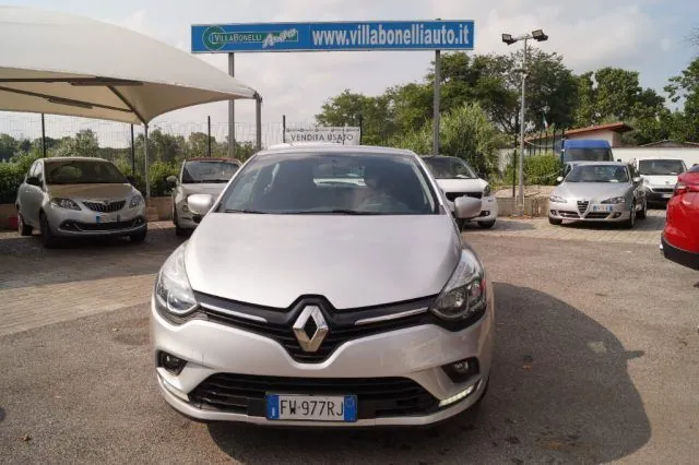 Renault Clio 2019 photo 2