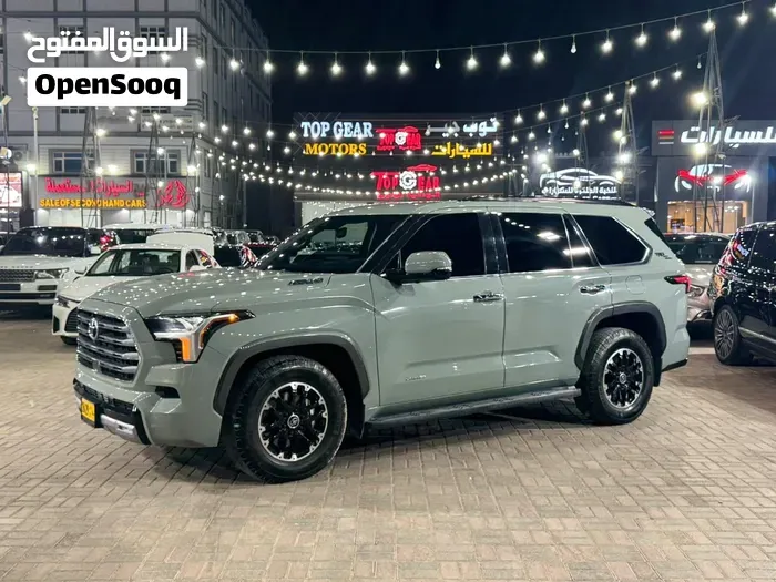 Toyota Sequoia 2023 photo 2