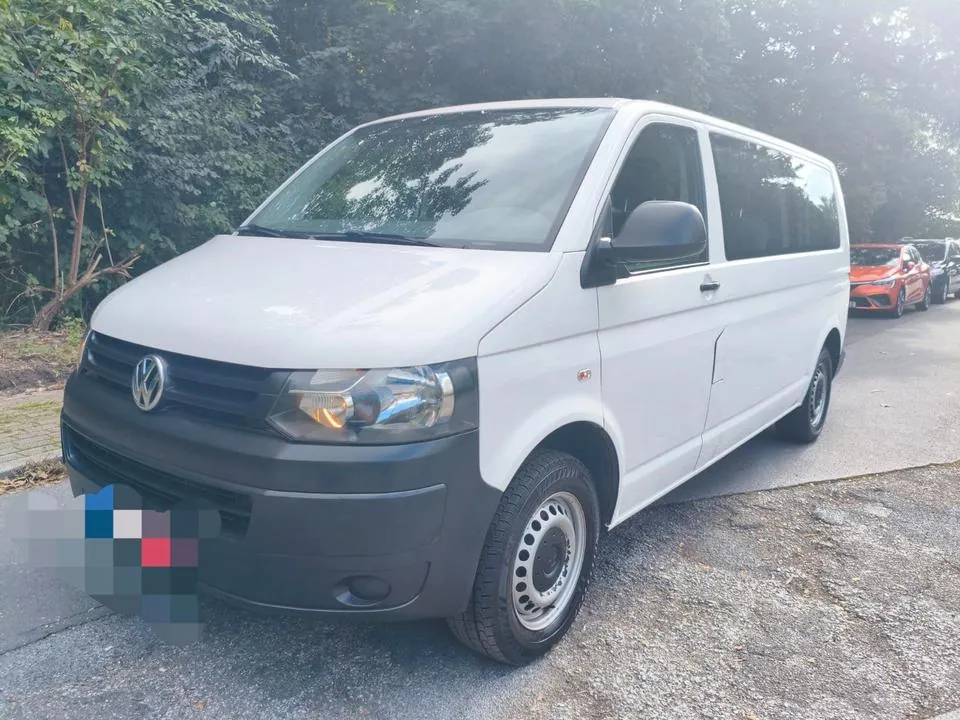 Volkswagen T5 Kombi