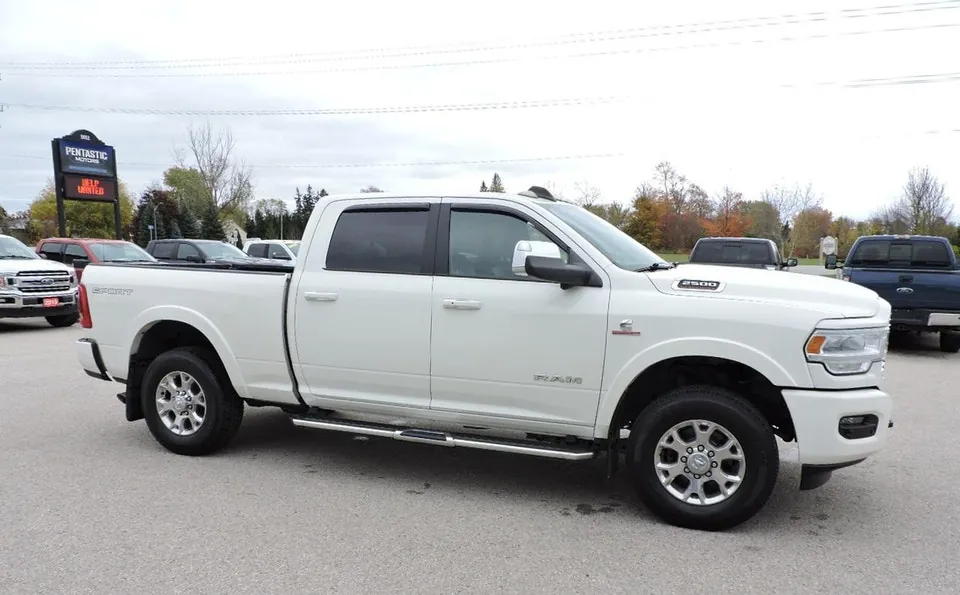 Ram 2500 Laramie 2019 photo 3