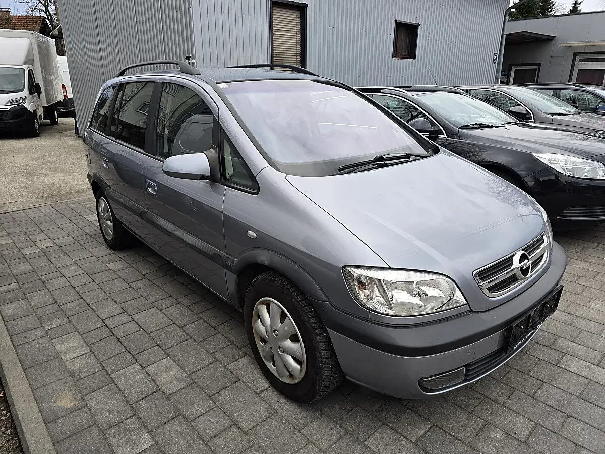 Opel Zafira 2003 photo 3