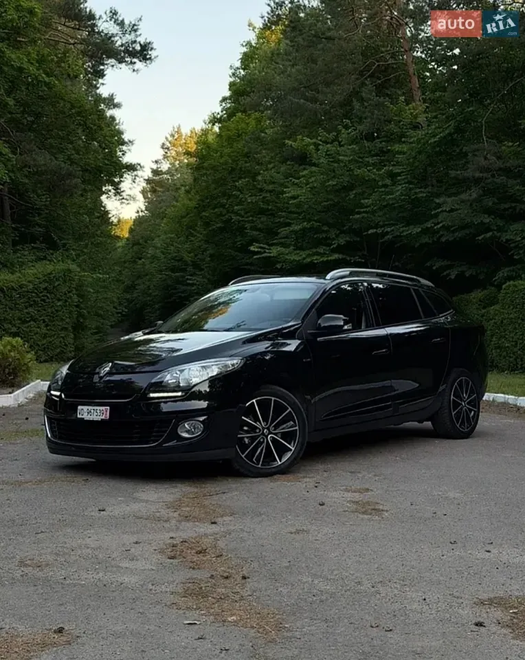 Renault Megane 2013 photo 2