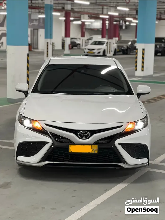 Toyota Camry 2021 photo 2