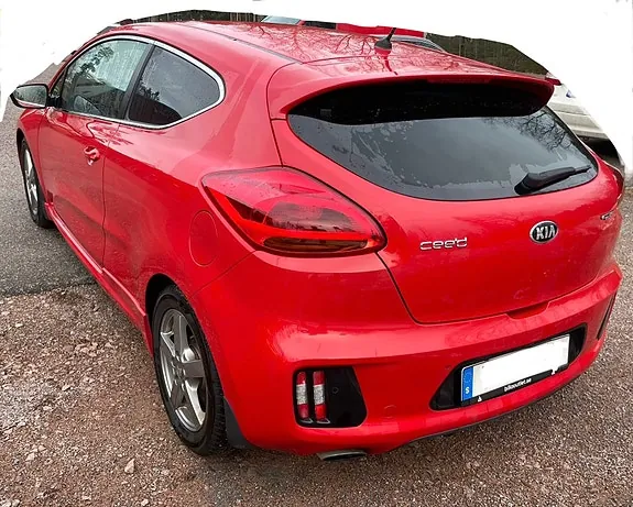 Kia Proceed 2015 photo 4