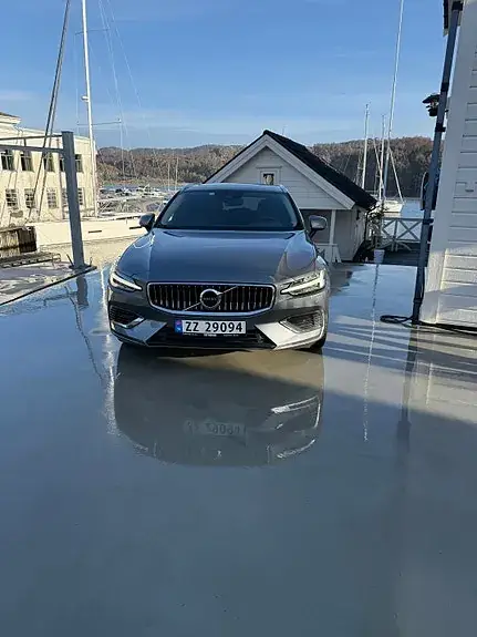 Volvo V60 2019 photo 2