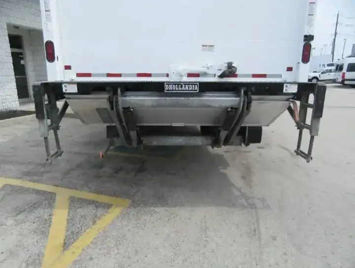 Ford F-750 2025 photo 5