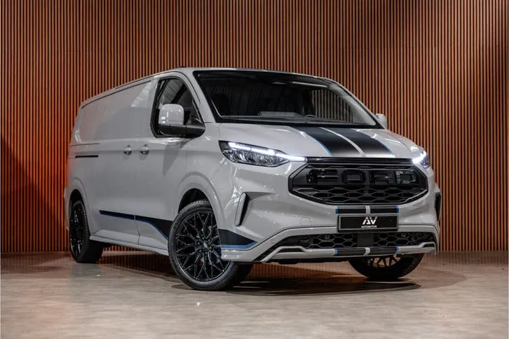 Ford Transit Custom 2024 photo 3