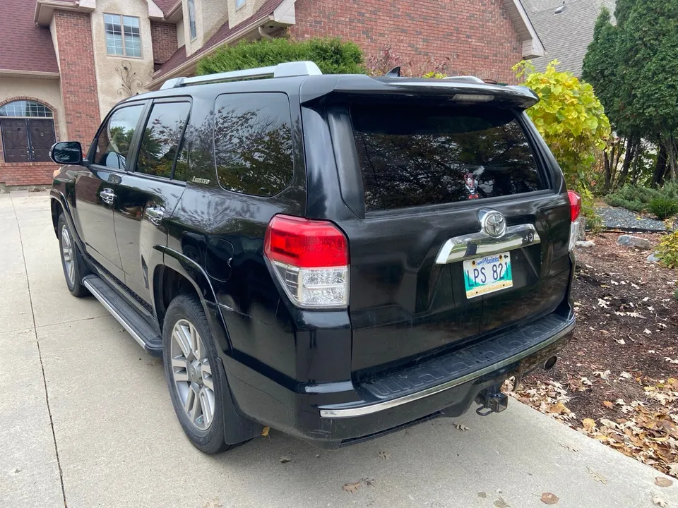 Toyota 4Runner 2011 photo 4