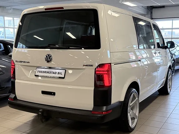 Volkswagen Transporter 2024 photo 4