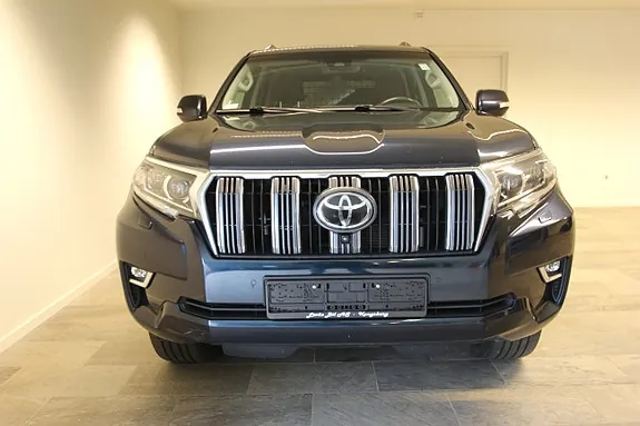 Toyota Land Cruiser 2020 photo 3