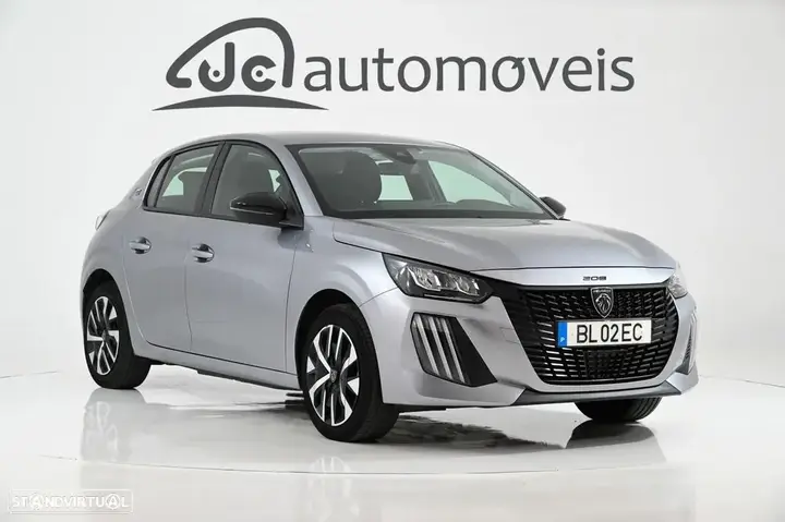 Peugeot E-208