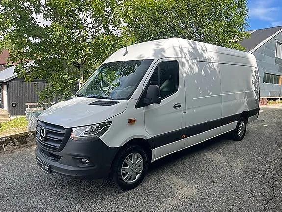 Mercedes-Benz Sprinter 317 2023 photo 3