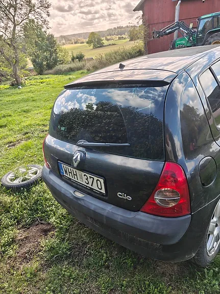 Renault Clio 2005 photo 4