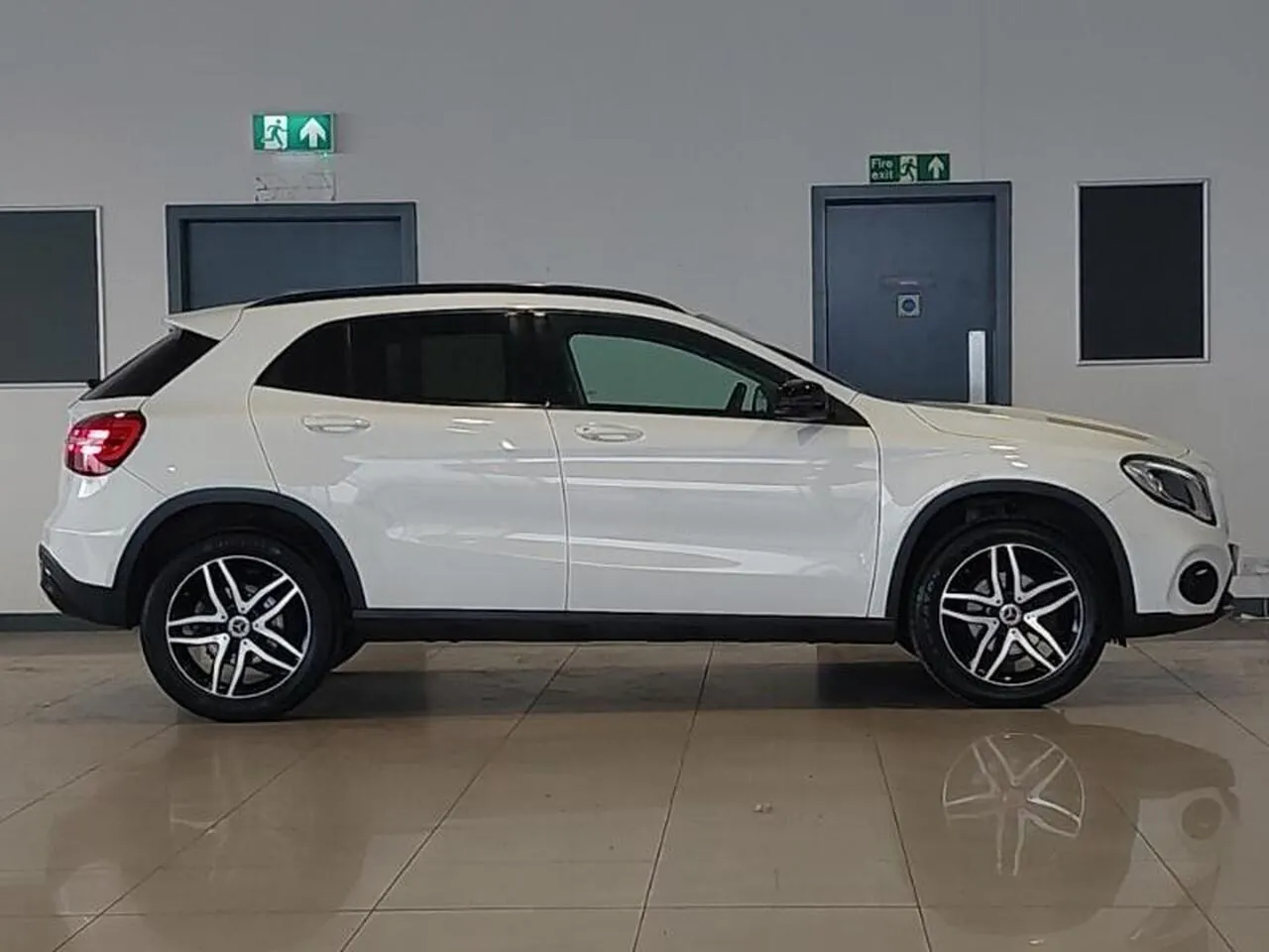 Mercedes-Benz Gla 2018 photo 3