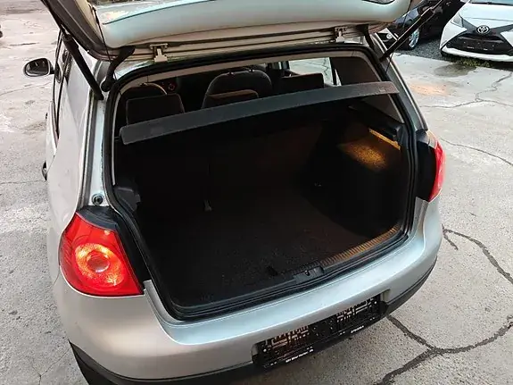 Volkswagen Golf 5 2004 photo 5