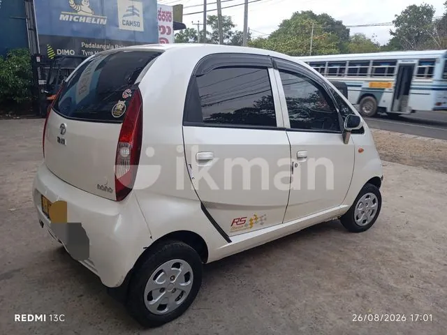 Tata Nano 2011 photo 2