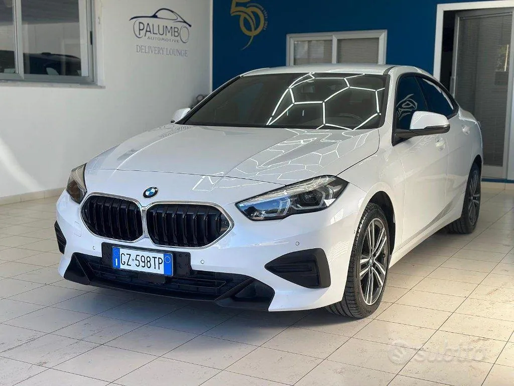 BMW 218D 2021 photo 2