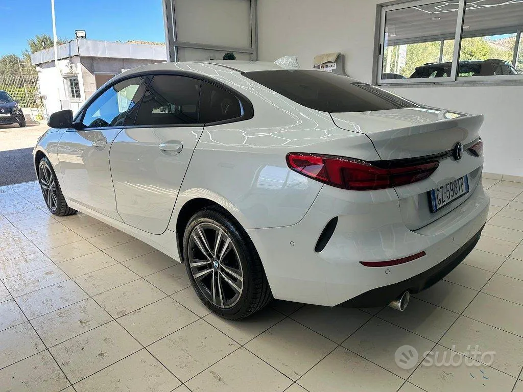BMW 218D 2021 photo 5