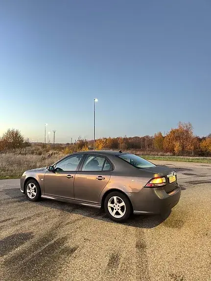 Saab 9-3 2008 photo 2