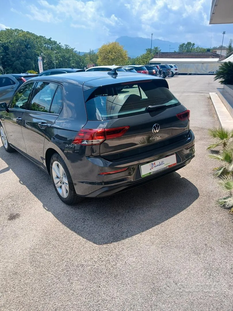 Volkswagen Golf 2022 photo 4