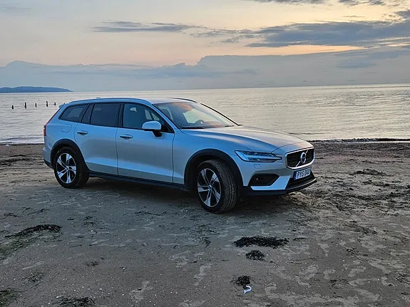 Volvo V60 2020 photo 3