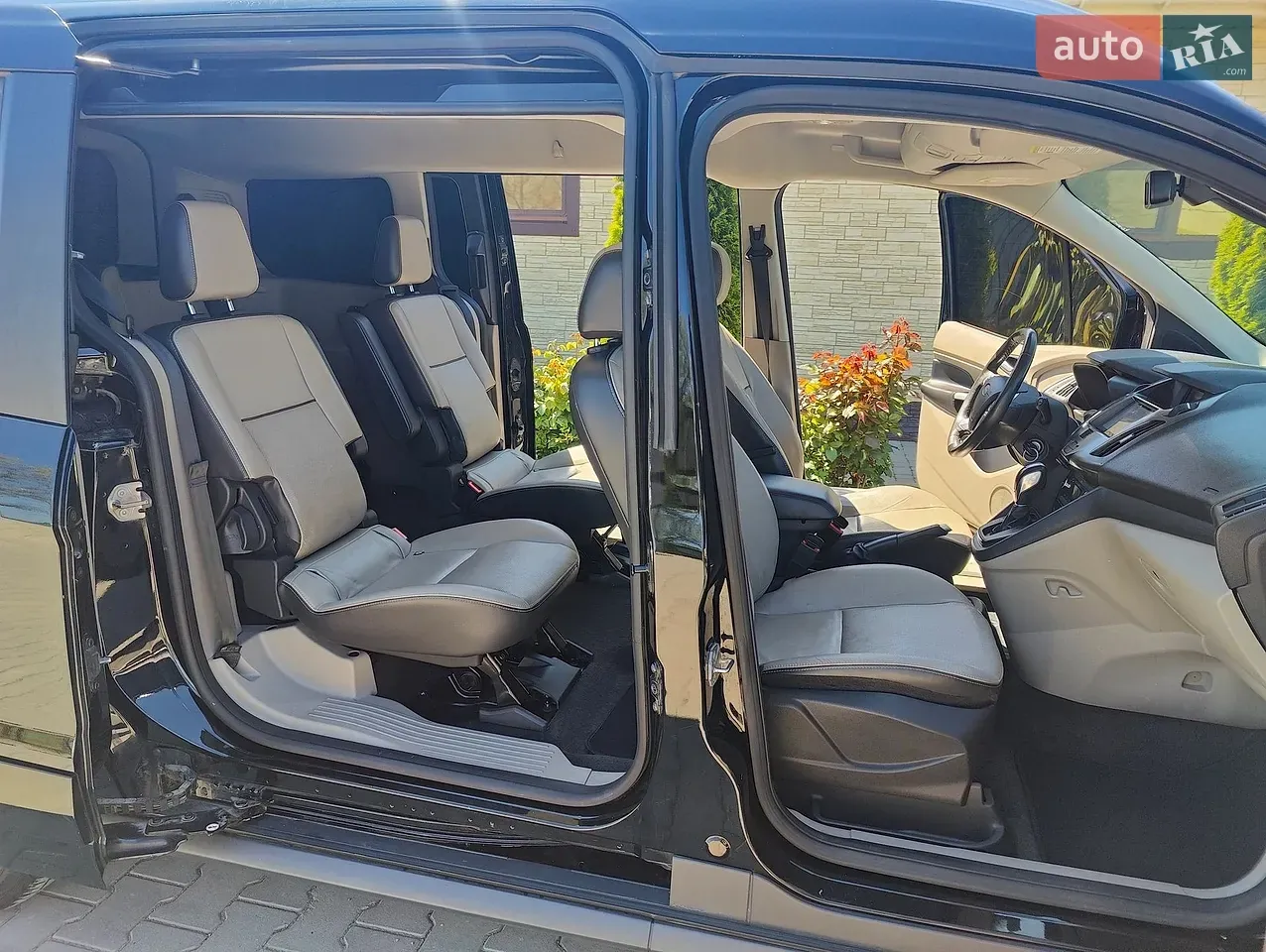 Ford Transit Connect 2015 photo 2