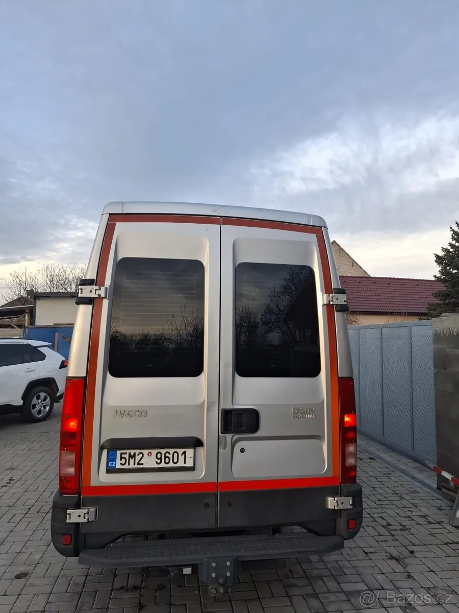 Iveco Daily 2005 photo 4