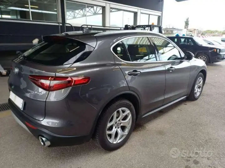 Alfa Romeo Stelvio 2020 photo 4