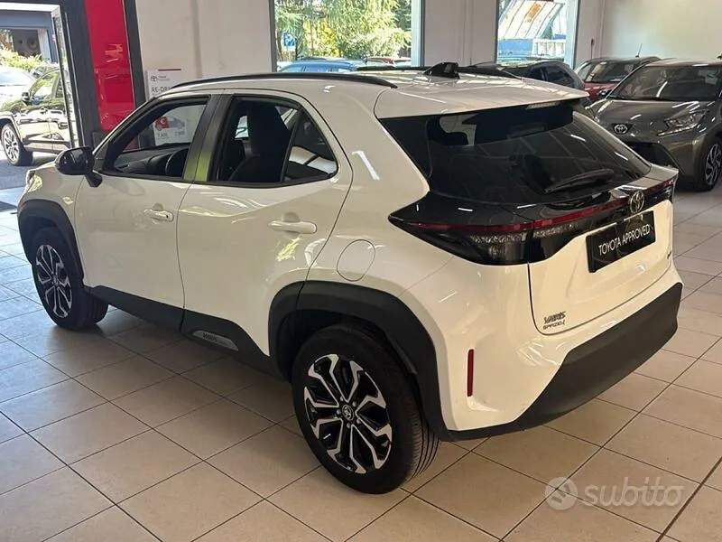 Toyota Yaris Cross 2025 photo 5