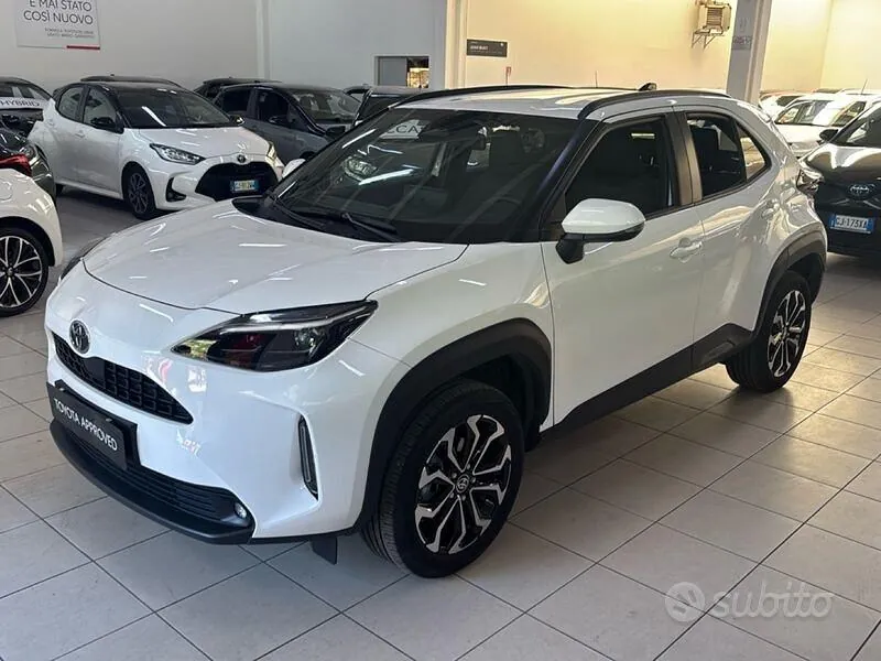 Toyota Yaris Cross 2025 photo 3