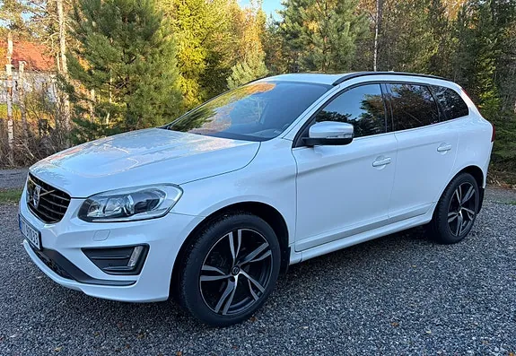 Volvo Xc60 2016 photo 2