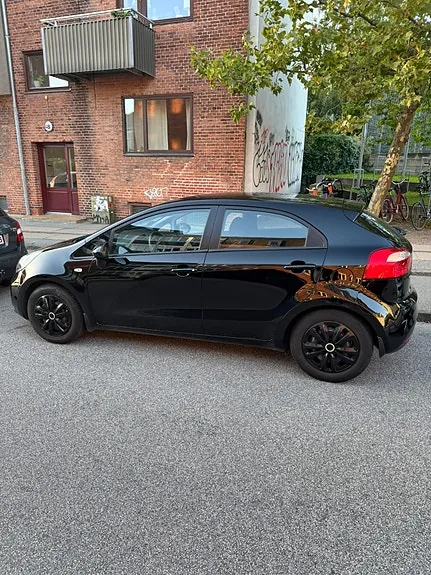Kia Rio 2013 photo 2